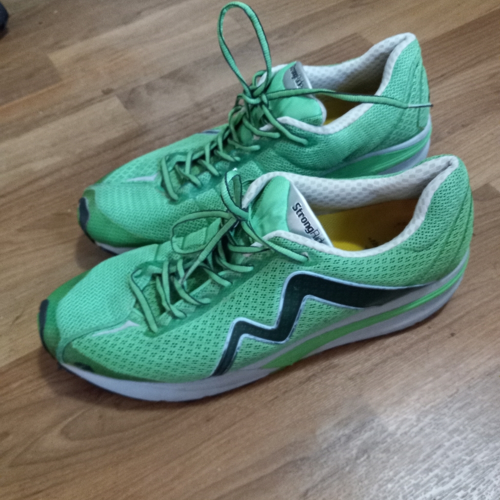 KARHU Fulcrum 12 Mens Strong Ride Running Shoe Sneakers Lime Green